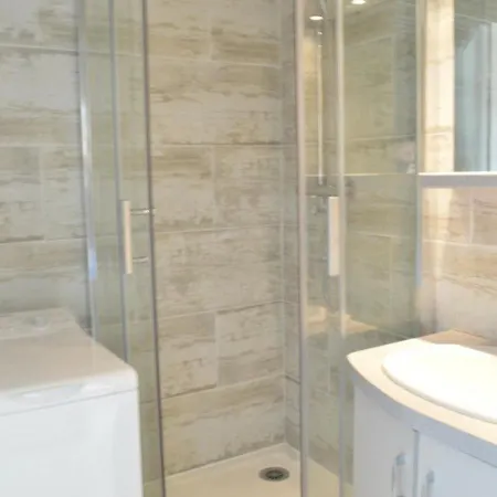 Apartmán Cosy 6 Pers Avec Parking, Proche Et Commerces - Du Roi - Fr-1-250-105 Le Grau-du-Roi