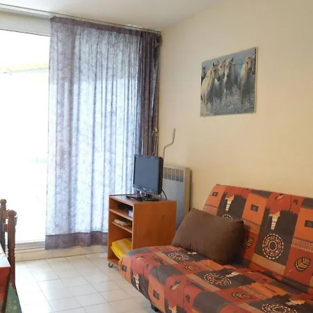 Cosy 6 Pers Avec Parking, Proche Et Commerces - Du Roi - Fr-1-250-105 Apartment