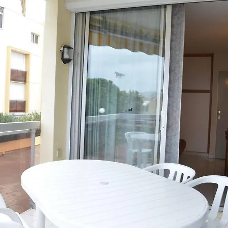 Cosy 6 Pers Avec Parking, Proche Et Commerces - Du Roi - Fr-1-250-105 Appartement Le Grau-du-Roi